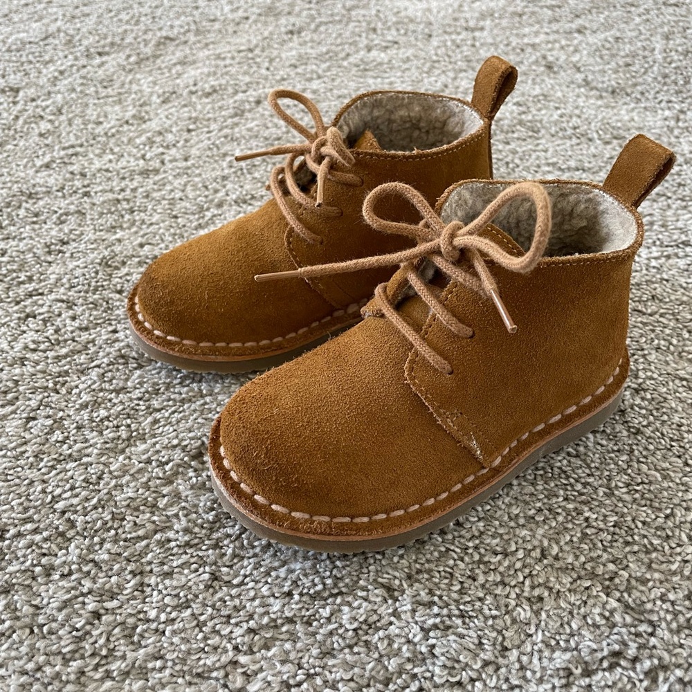 Zara Sherpa Lined Leather Ankle Boots